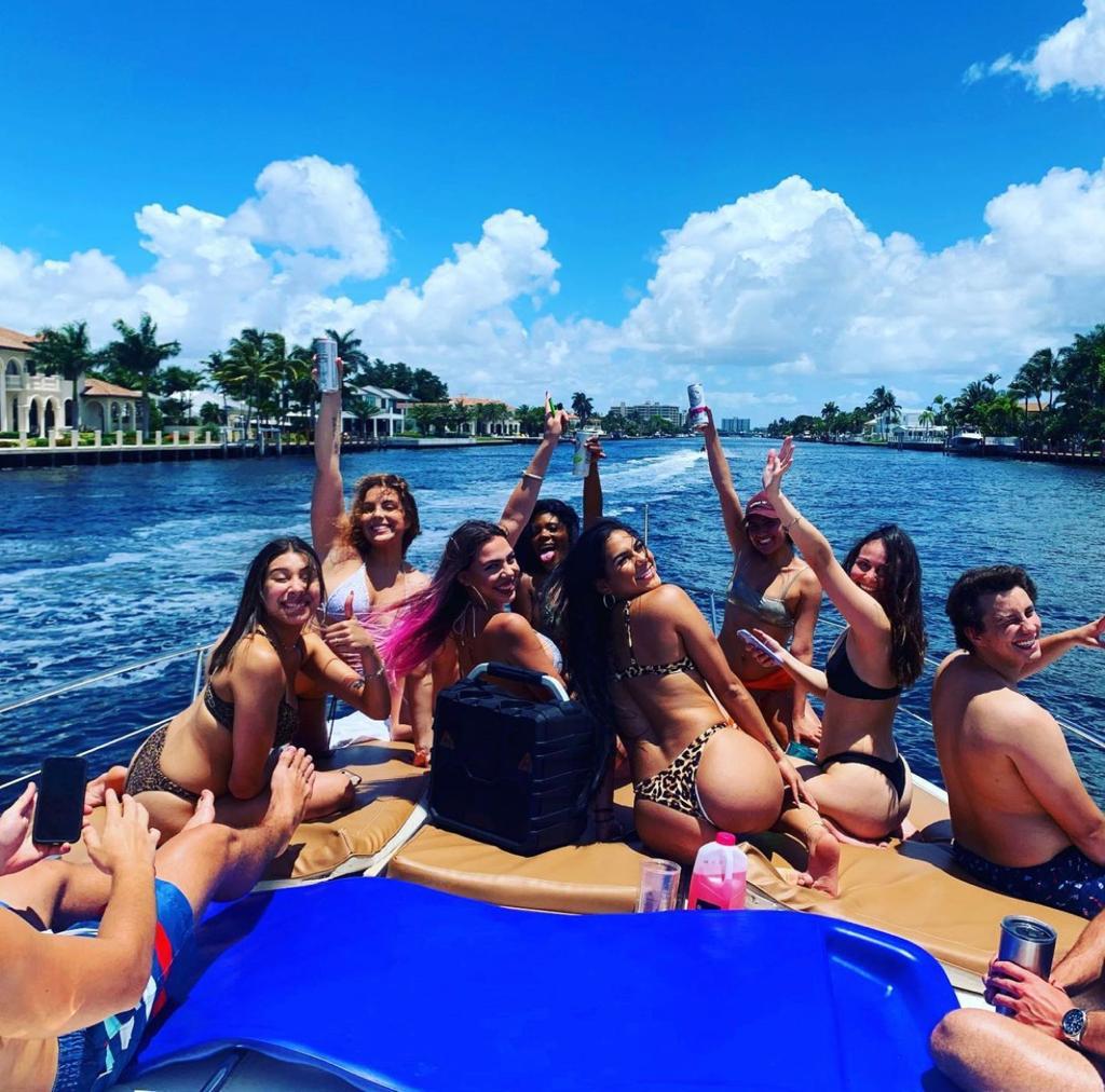 Las Olas Boat rental Fort Lauderdale